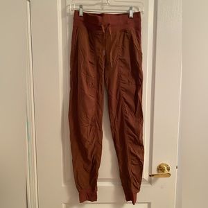 Dance studio joggers in brown